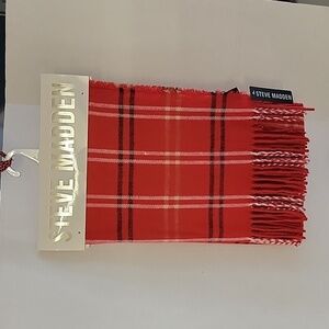 Steve madden scarf